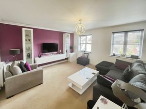 Lounge- click for photo gallery